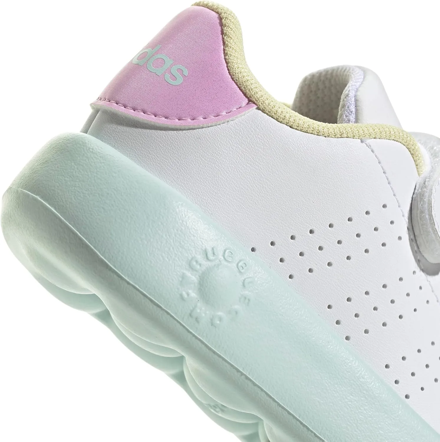 adidas Unisex-Child Advantage Tennis Shoe