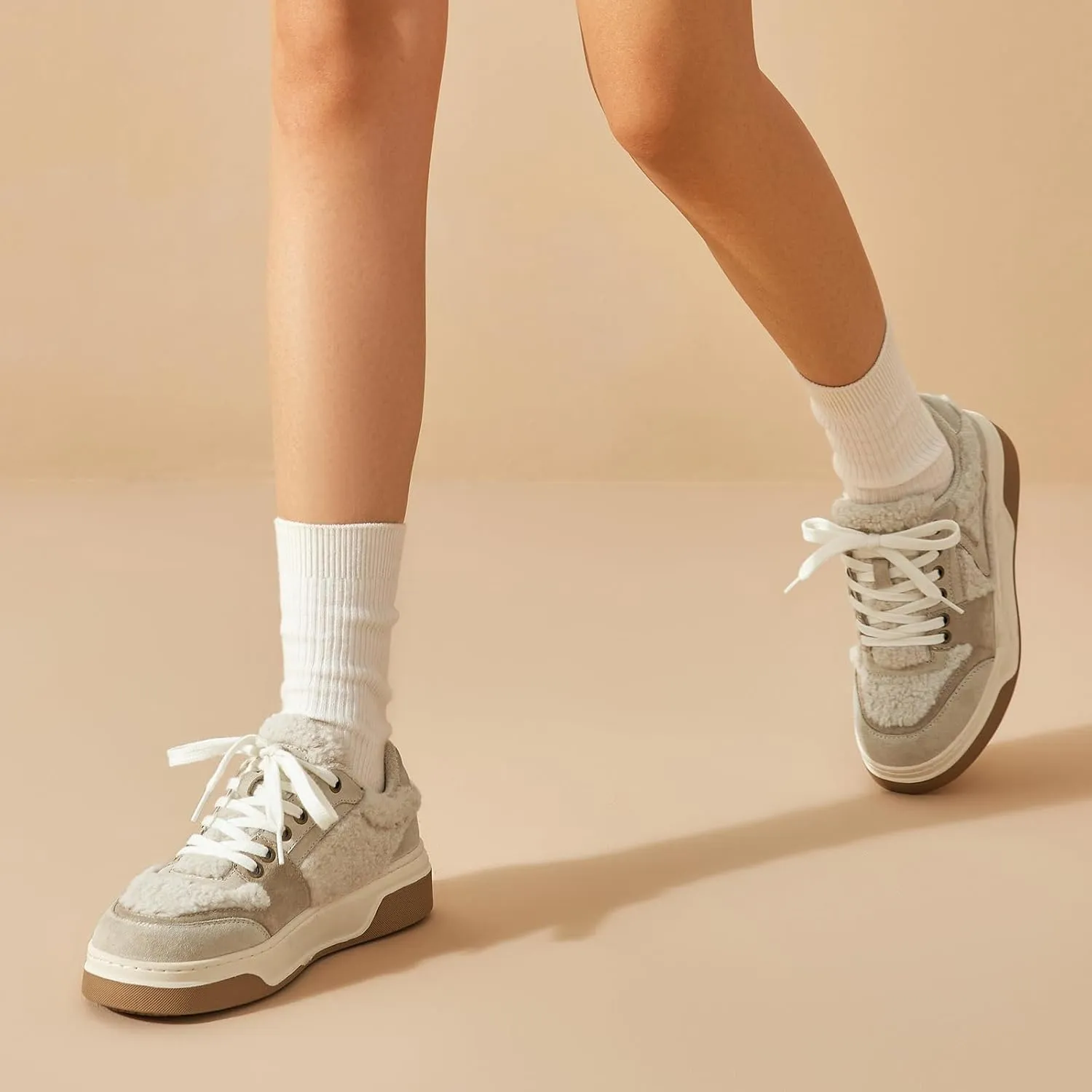 BEAU TODAY Winter Fashion Sneakers for Women, Women's Warm Fur Lined Platform Sneakers, Chunky Suede Leather Sneakers for Women, Casual Comfortable Lace-up Anti-Slip Outdoor Walking Shoes