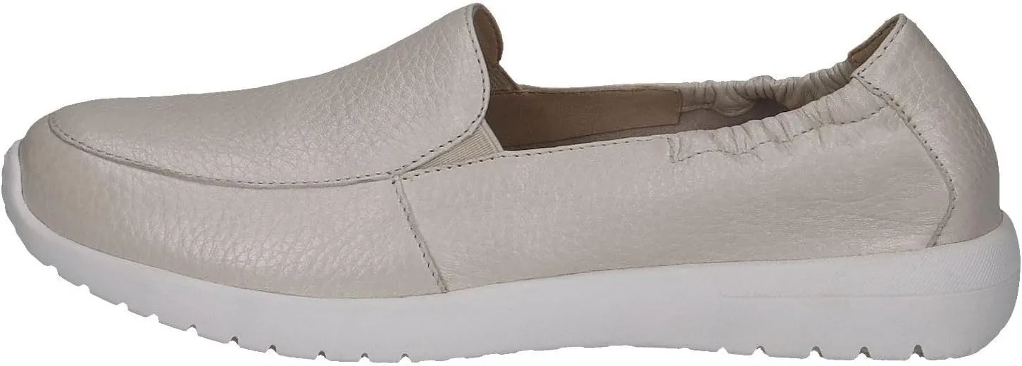 CAPRICE Women's Loafer Flat