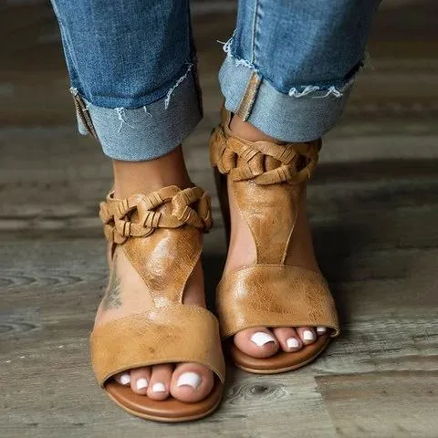 Chic Adjustable Buckle Pu Sandals