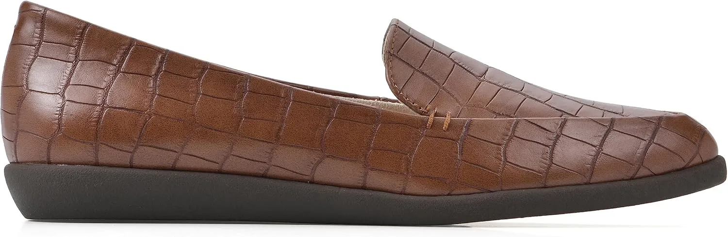 CLIFFS BY WHITE MOUNTAIN Women's Mint Tailored Loafer Flat