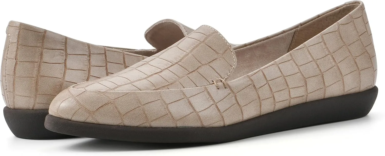 CLIFFS BY WHITE MOUNTAIN Women's Mint Tailored Loafer Flat