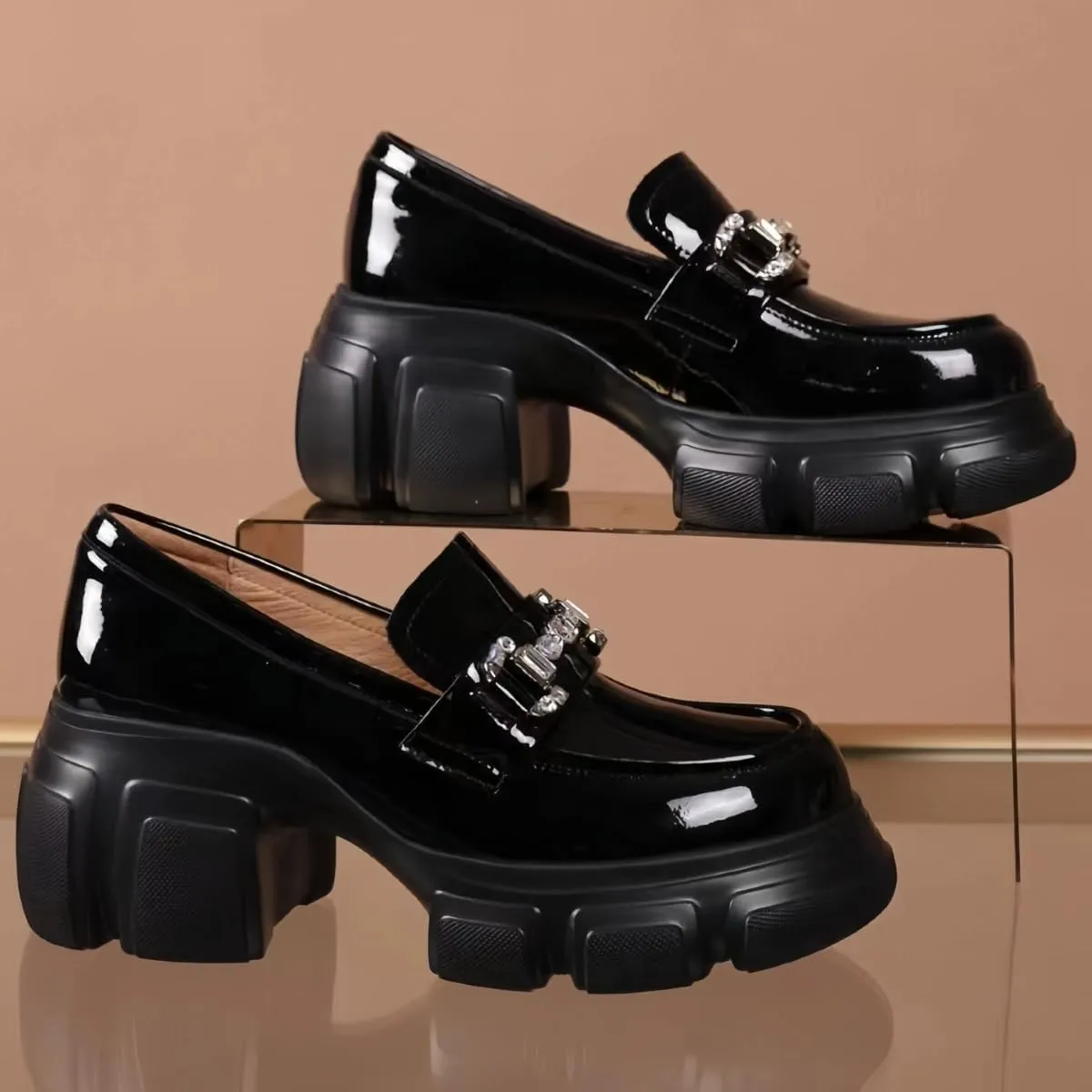 Comfort Women's Leather Loafers Closed Round Toed Waterproof Platforms Chunky Block Heels for Women Office Dress Casual Shoes