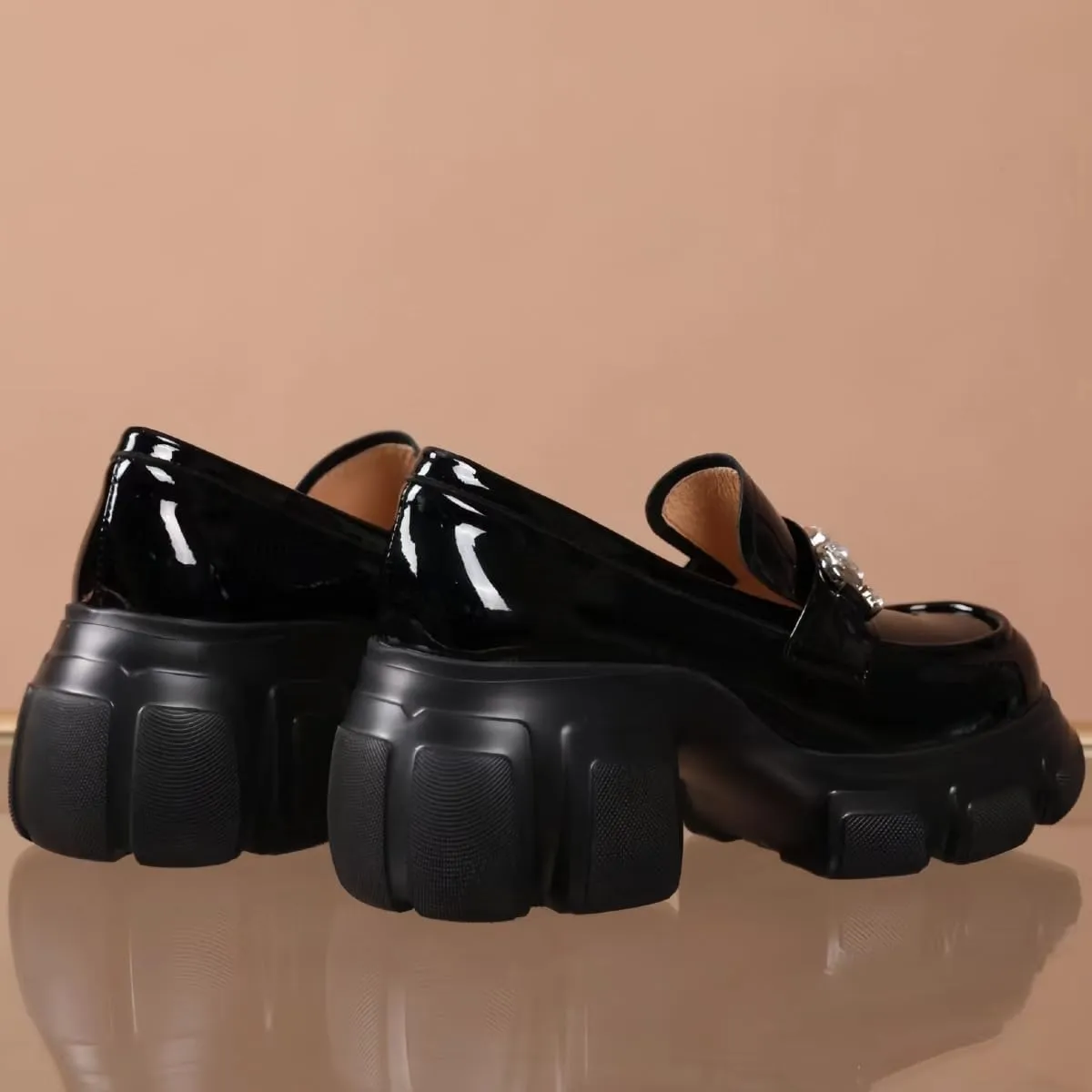 Comfort Women's Leather Loafers Closed Round Toed Waterproof Platforms Chunky Block Heels for Women Office Dress Casual Shoes