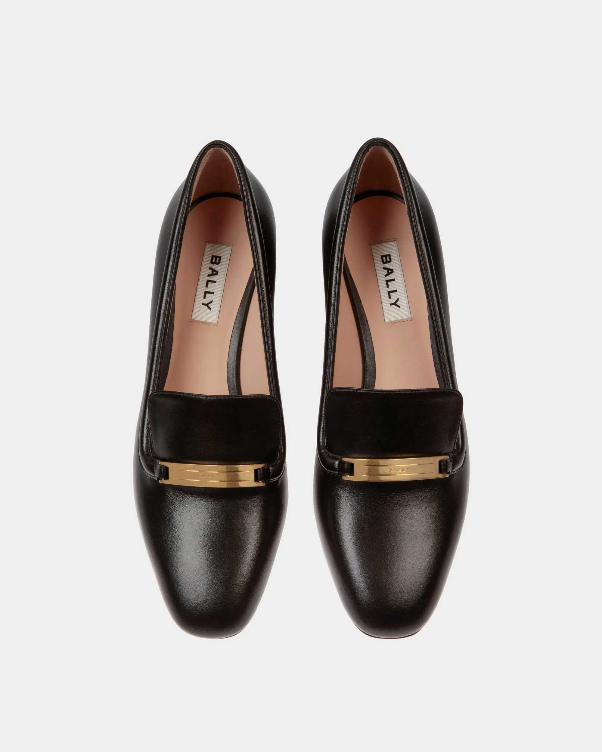 Deco Pump in Black Leather