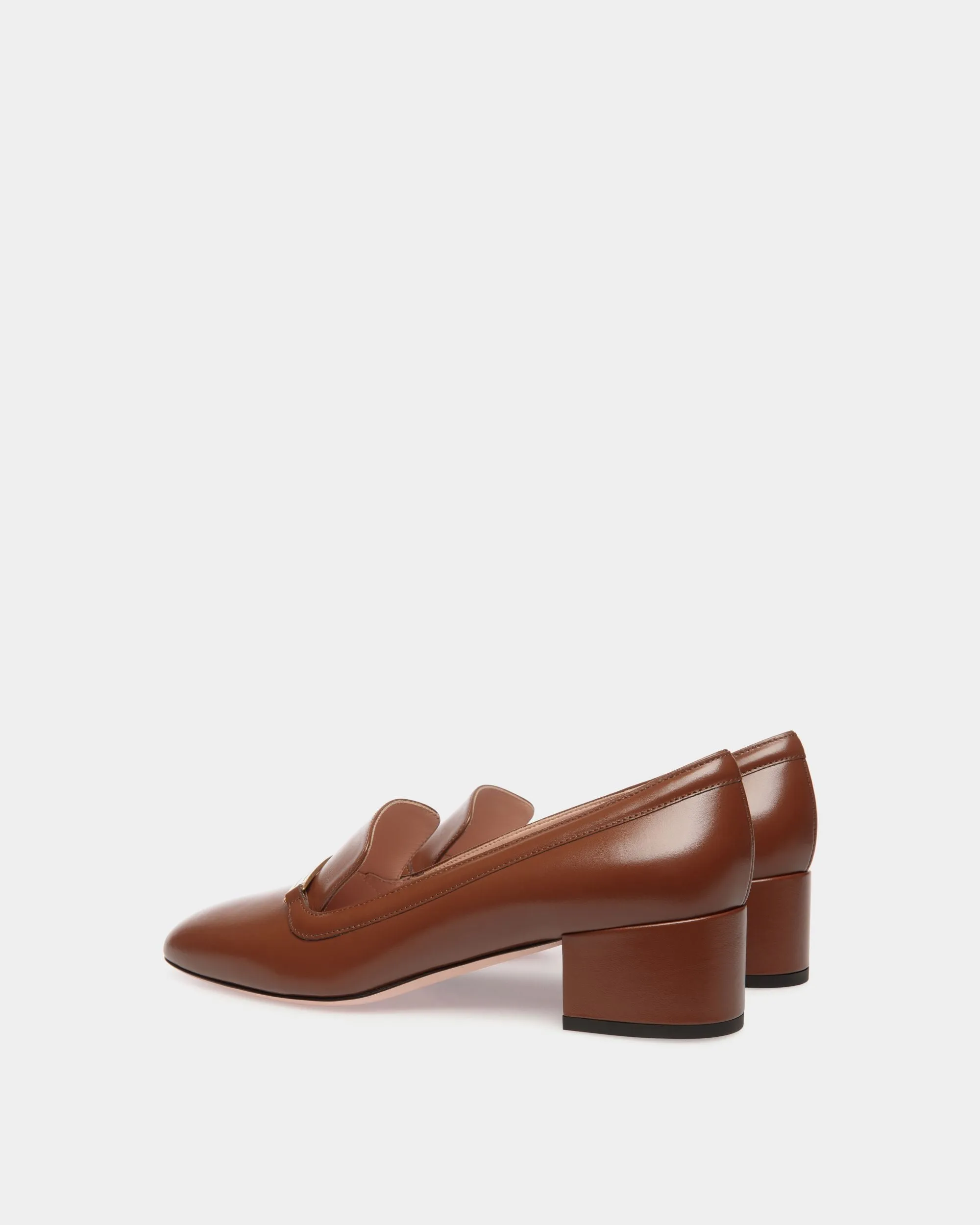 Deco Pump in Brown Leather