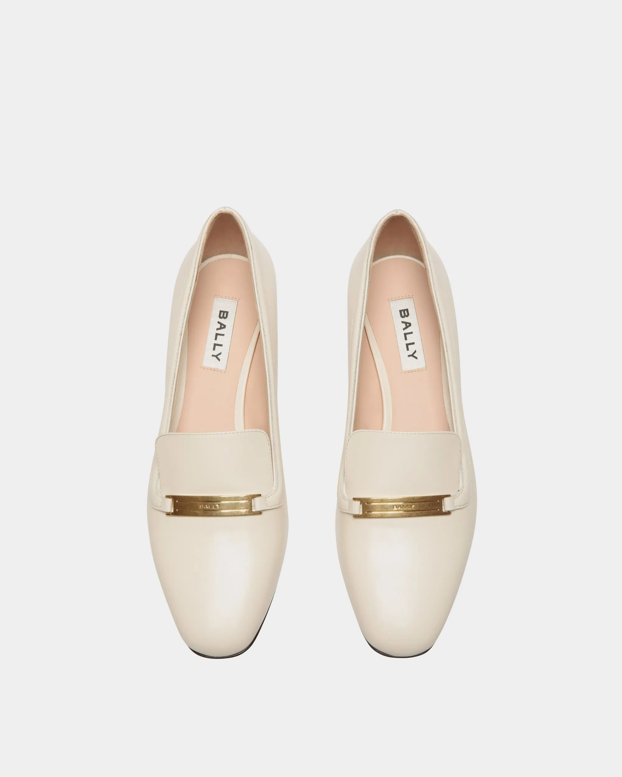 Deco Pump in White Leather