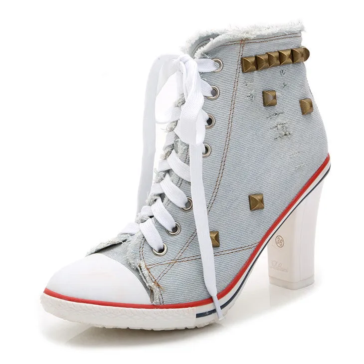 Denim Chic Canvas Sneakers: Stylish & Comfy