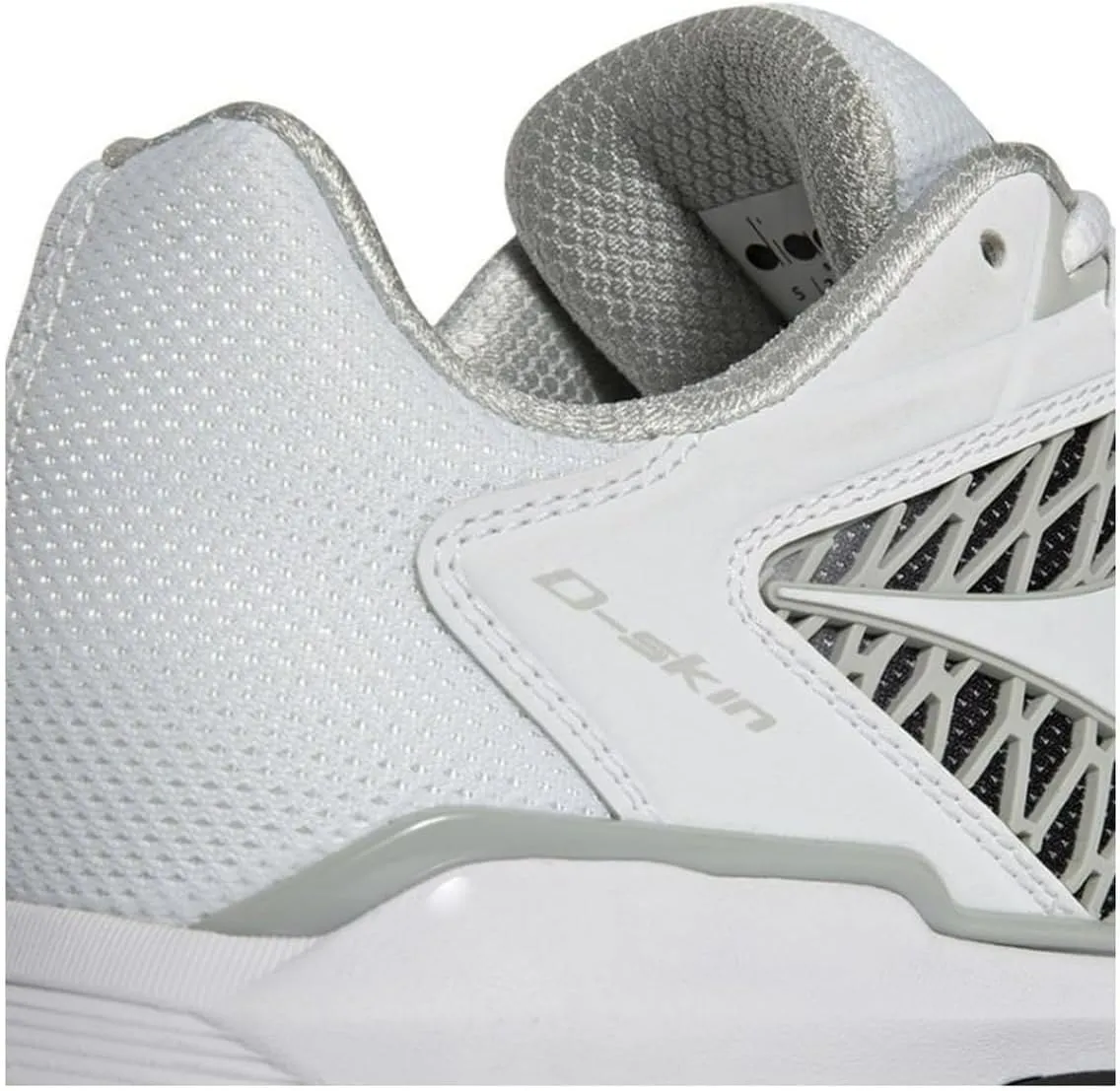 Diadora Women's Speed Competition 7  All Ground Tennis Shoe