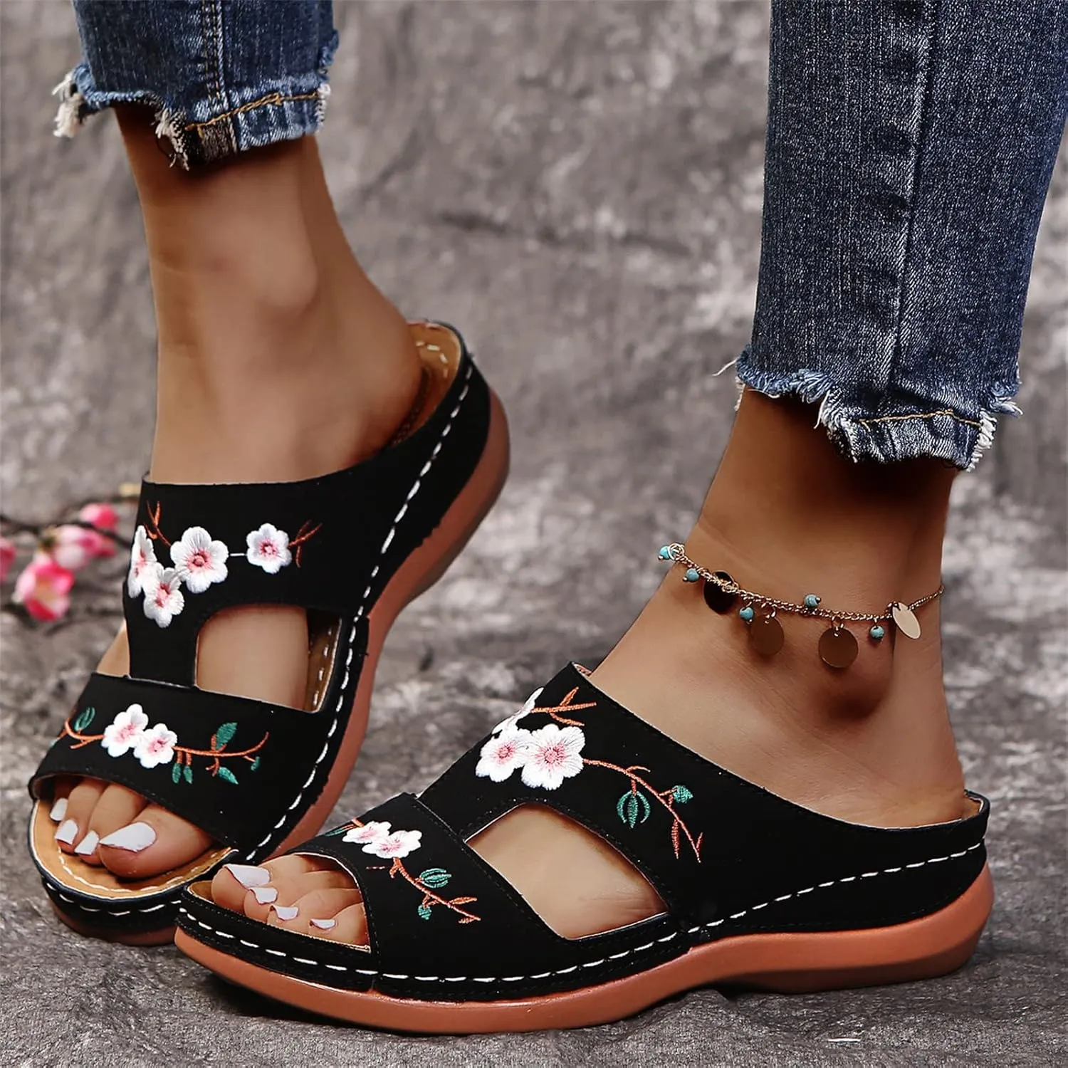 DOIX Women's Embroidered Sandals Comfort Suede Flowers Slip on Loafer Shoes Beach Casual Flats Slippers Summer Open Toe Wedge Sandals Outdoor Walking Shoes,Black,US9/EU40