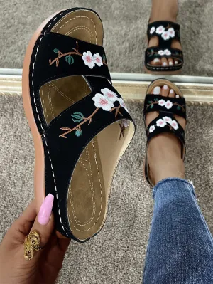 DOIX Women's Embroidered Sandals Comfort Suede Flowers Slip on Loafer Shoes Beach Casual Flats Slippers Summer Open Toe Wedge Sandals Outdoor Walking Shoes,Black,US9/EU40