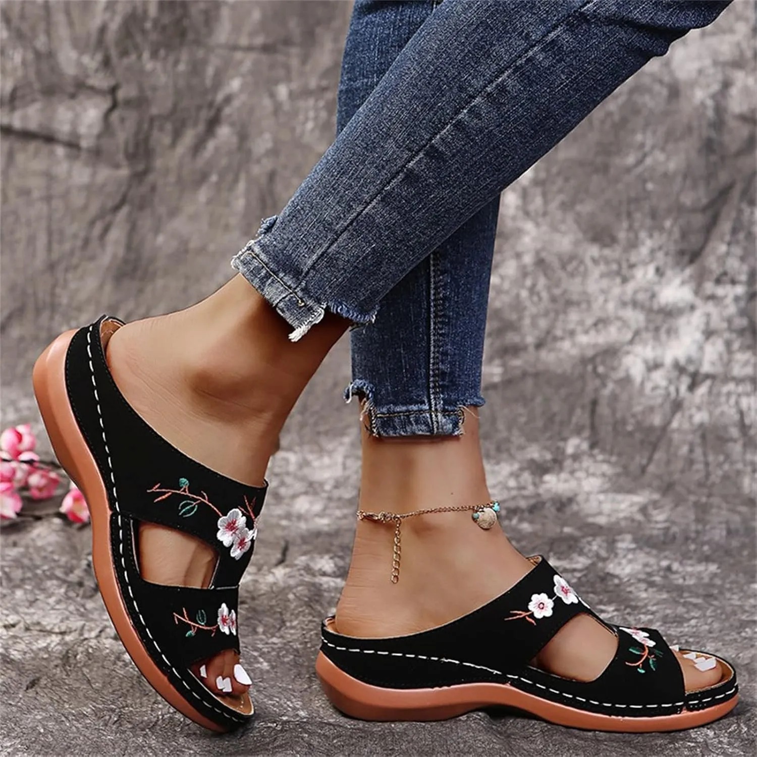 DOIX Women's Embroidered Sandals Comfort Suede Flowers Slip on Loafer Shoes Beach Casual Flats Slippers Summer Open Toe Wedge Sandals Outdoor Walking Shoes,Black,US9/EU40