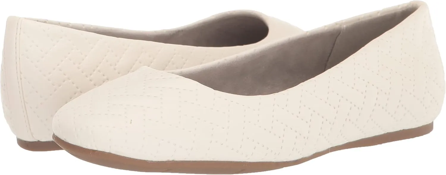 Easy Street Women's Mazi Ballet Flat