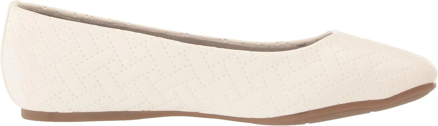 Easy Street Women's Mazi Ballet Flat
