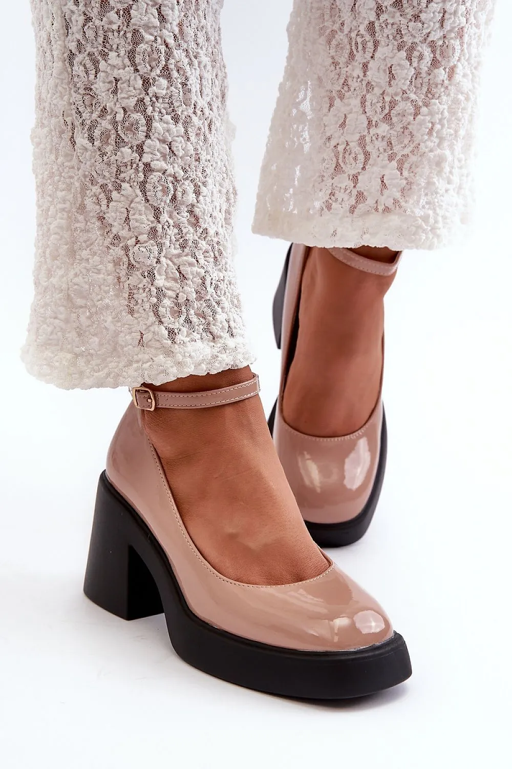Elegant Sleek Timeless Heel Pumps