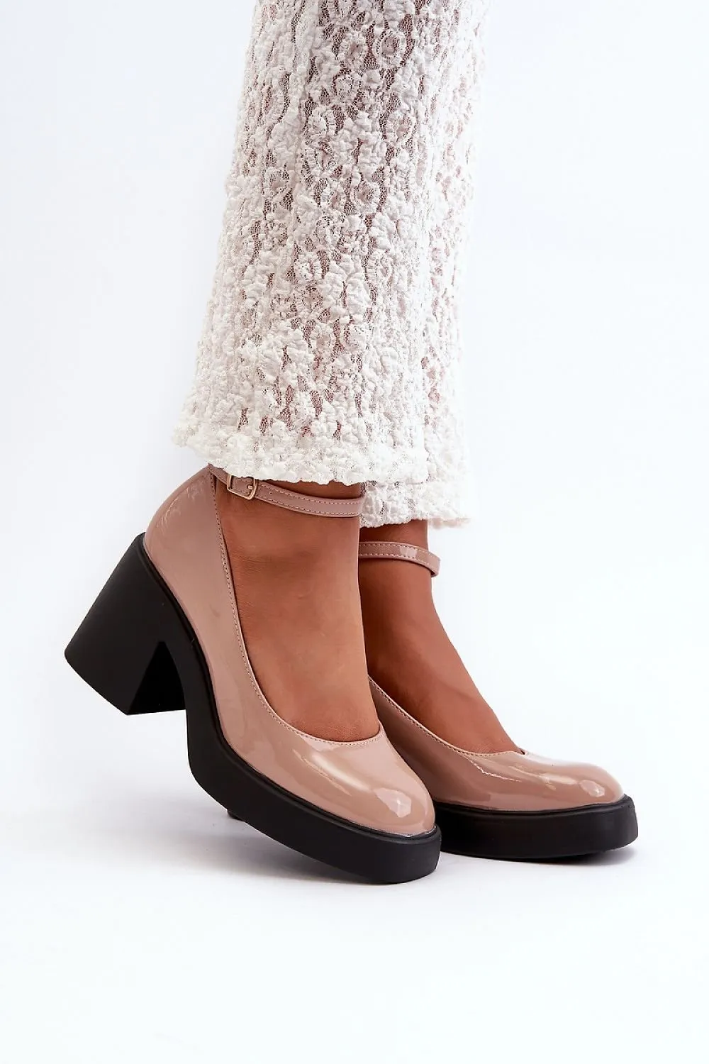 Elegant Sleek Timeless Heel Pumps
