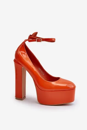 Elegant Sleek Timeless Platform Pumps