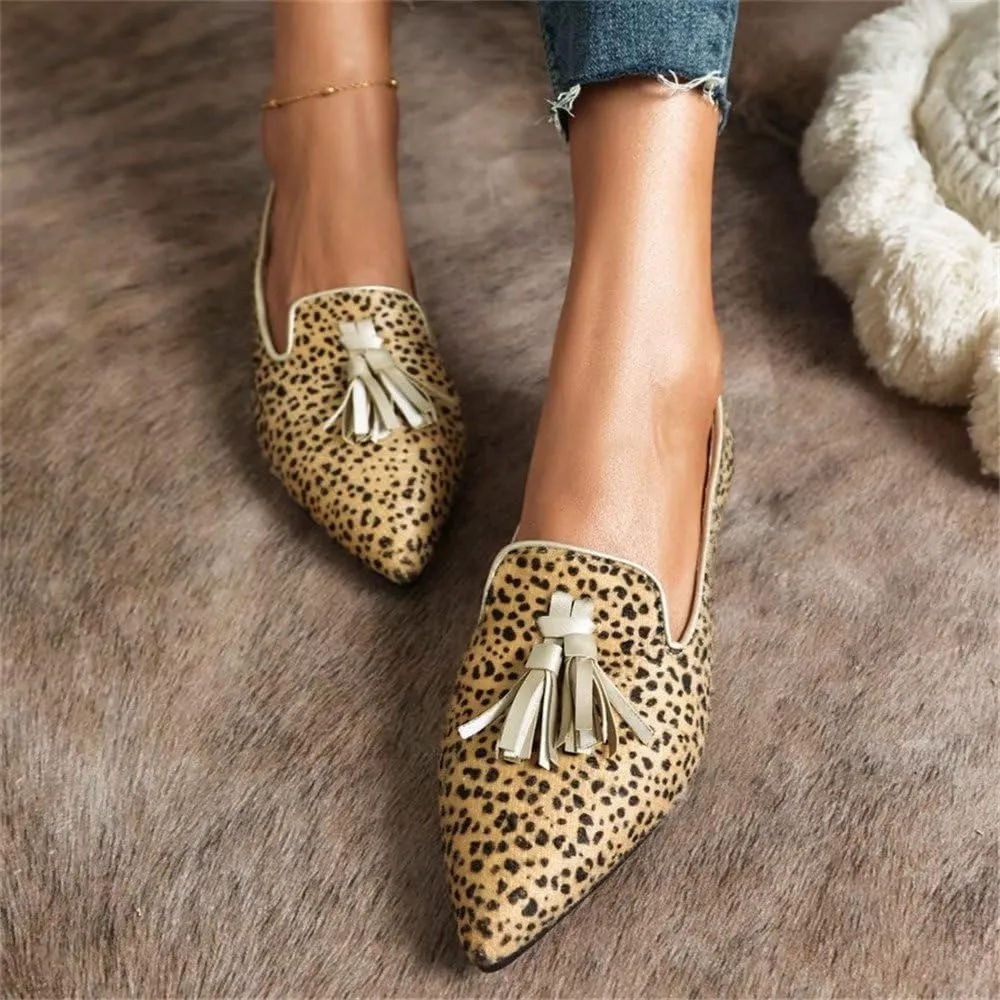 Hee grand Women's Tassel Slip on Loafer Flat Casual Pointed Toe Faux Suede Flat Shoes Comfort Ballerina Flats Women Dressy