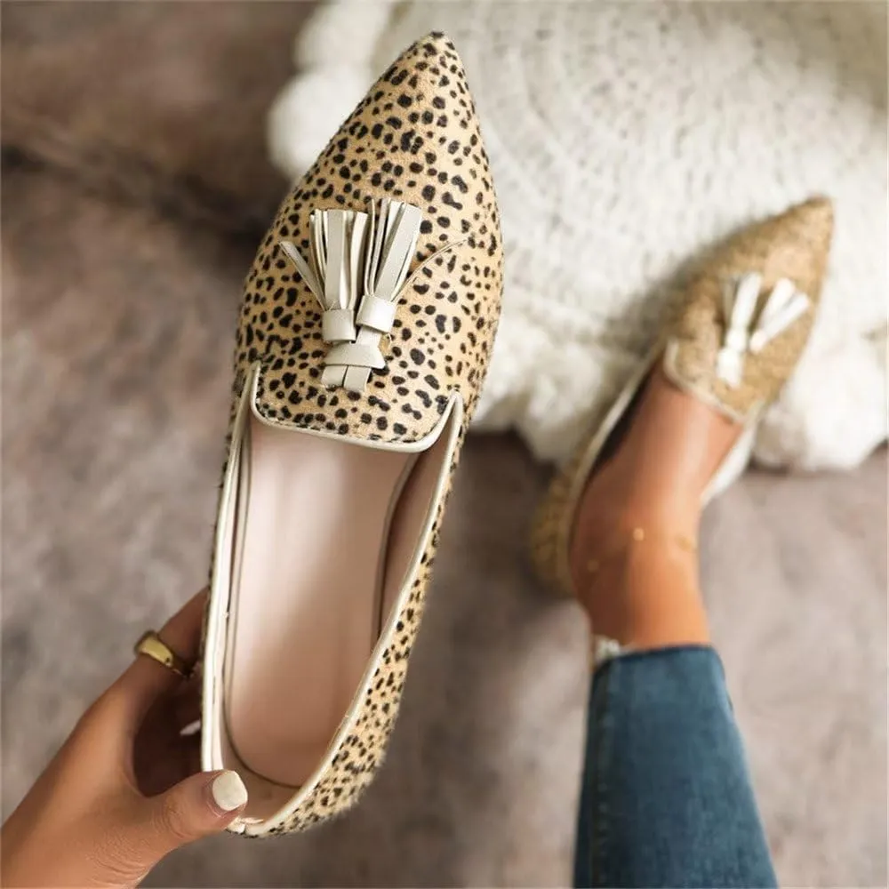 Hee grand Women's Tassel Slip on Loafer Flat Casual Pointed Toe Faux Suede Flat Shoes Comfort Ballerina Flats Women Dressy