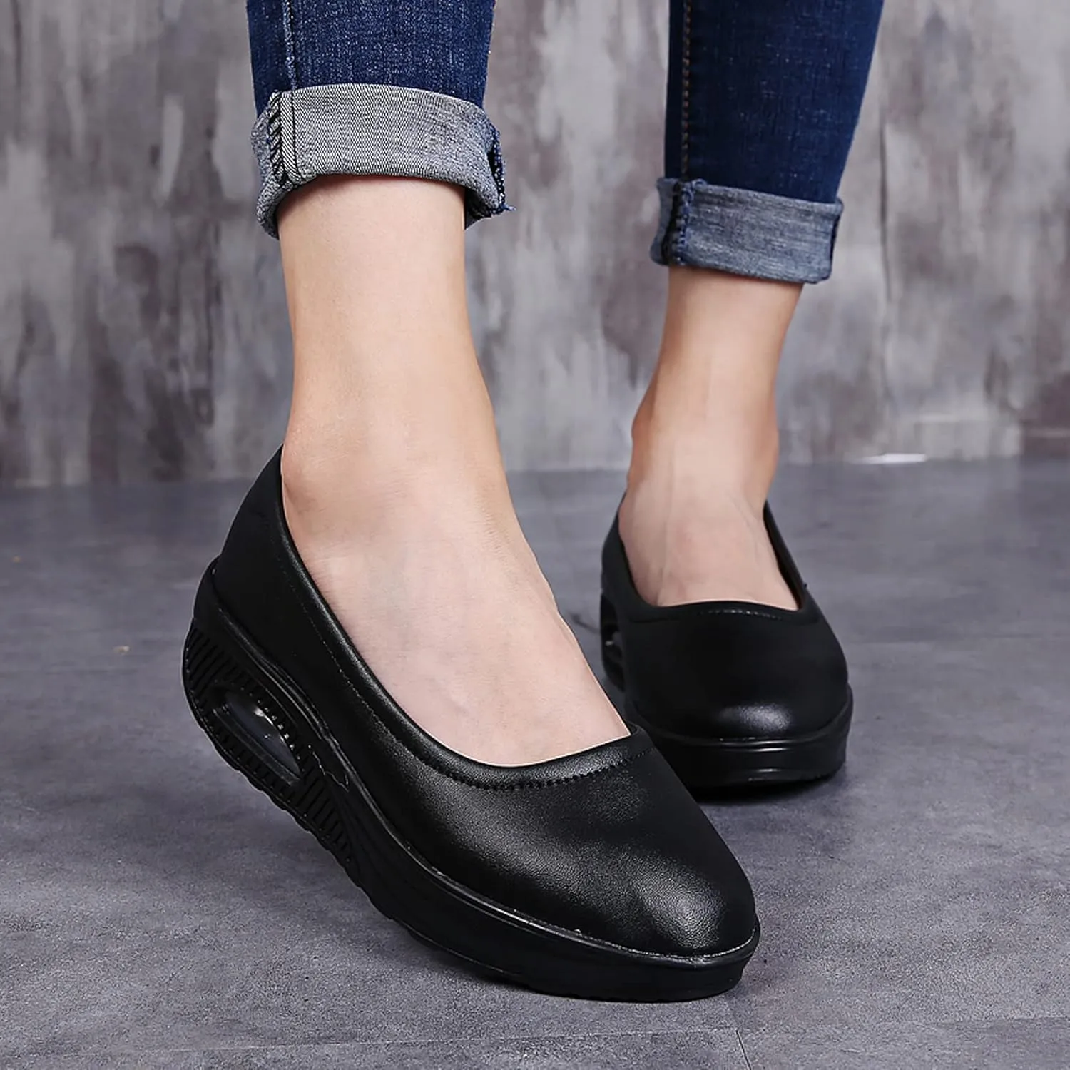 ihinzry Women's Wedge Leather Shoes Nurse Lightweight Comfort Work Shoes Waterproof Non Slip Loafer Platform Shoes