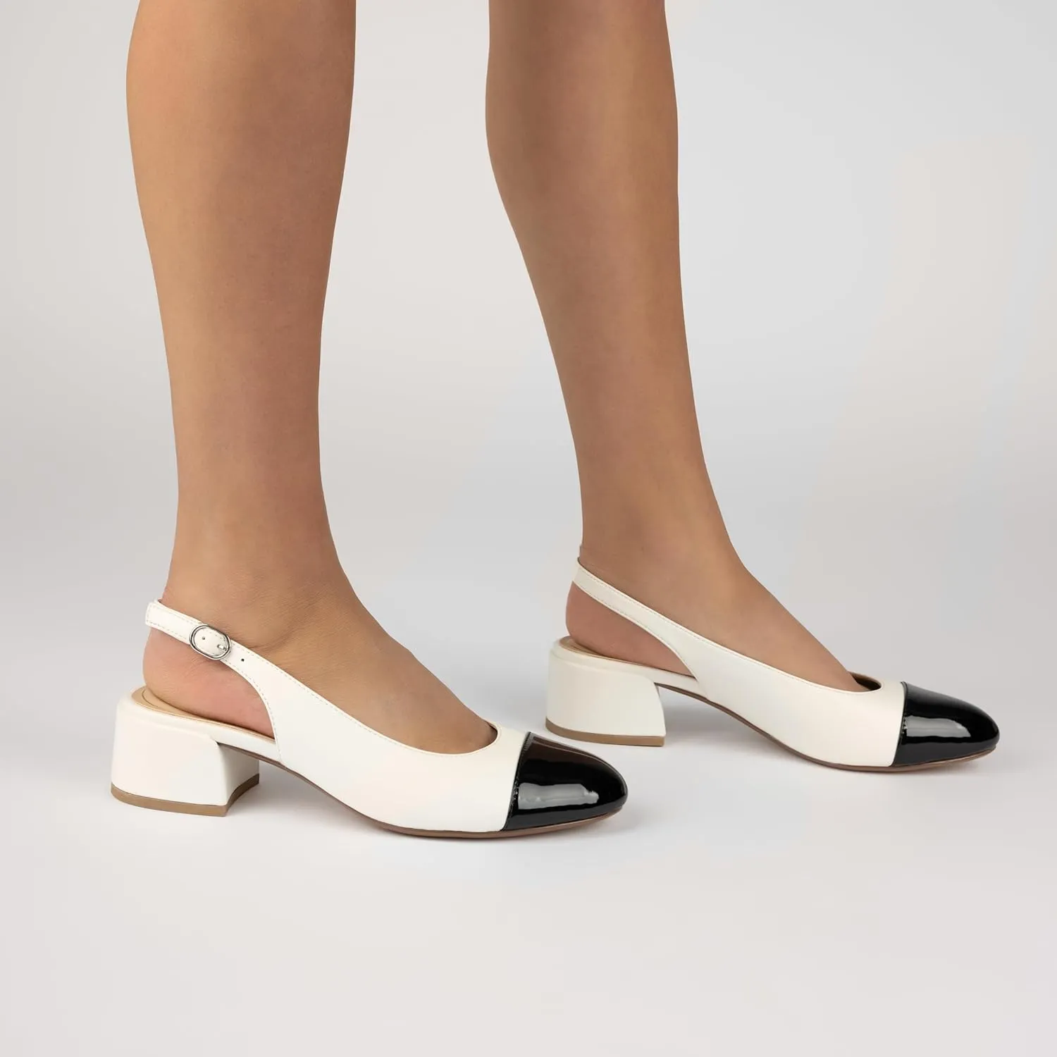 Journee Collection Womens Sammie Sling Back Dress Pumps Round Cap Toe Cushioned Block Heel Two Tone Spring Summer Shoes