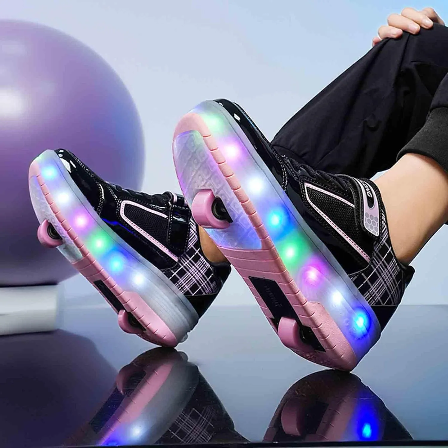 LED Light Up Kids Roller Shoes with 4 Wheels, Sneakers for Boys Girls Birthday Thanksgiving Christmas Day