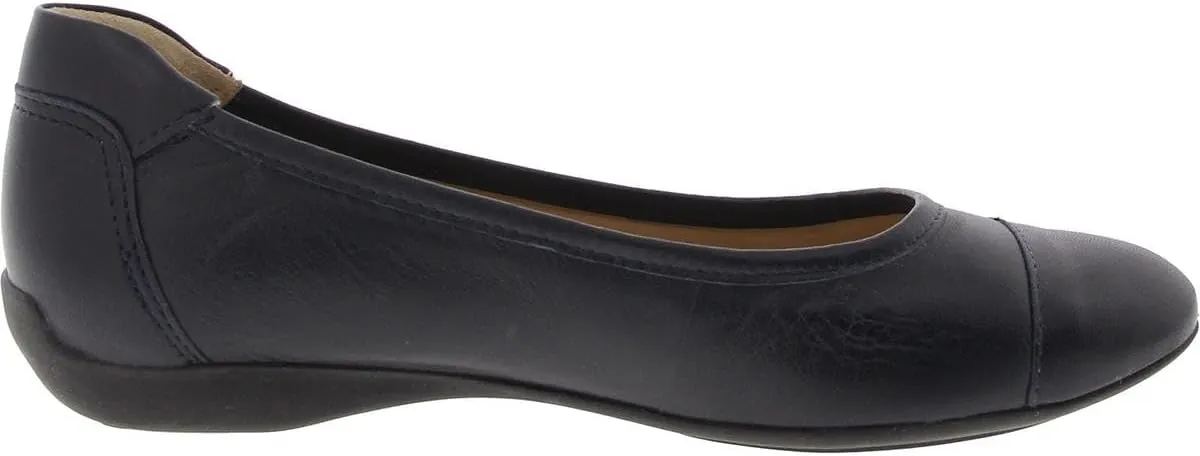 Marc Joseph New York Women's Peters Street Loafer Flat