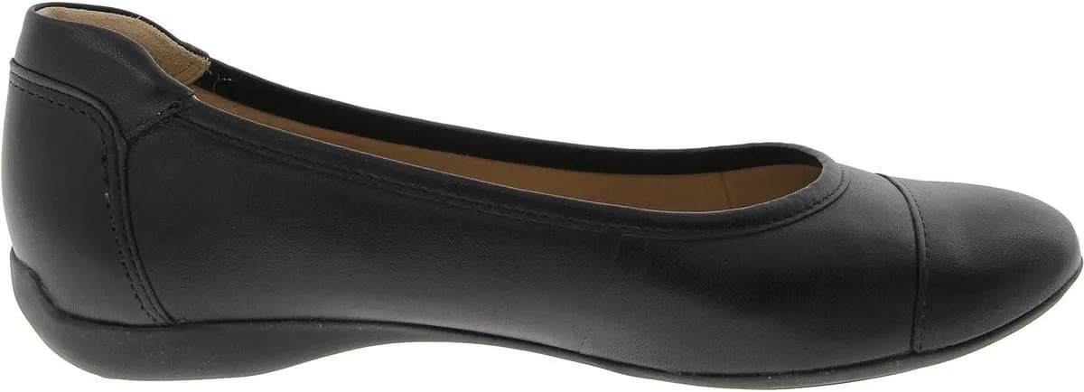 Marc Joseph New York Women's Peters Street Loafer Flat