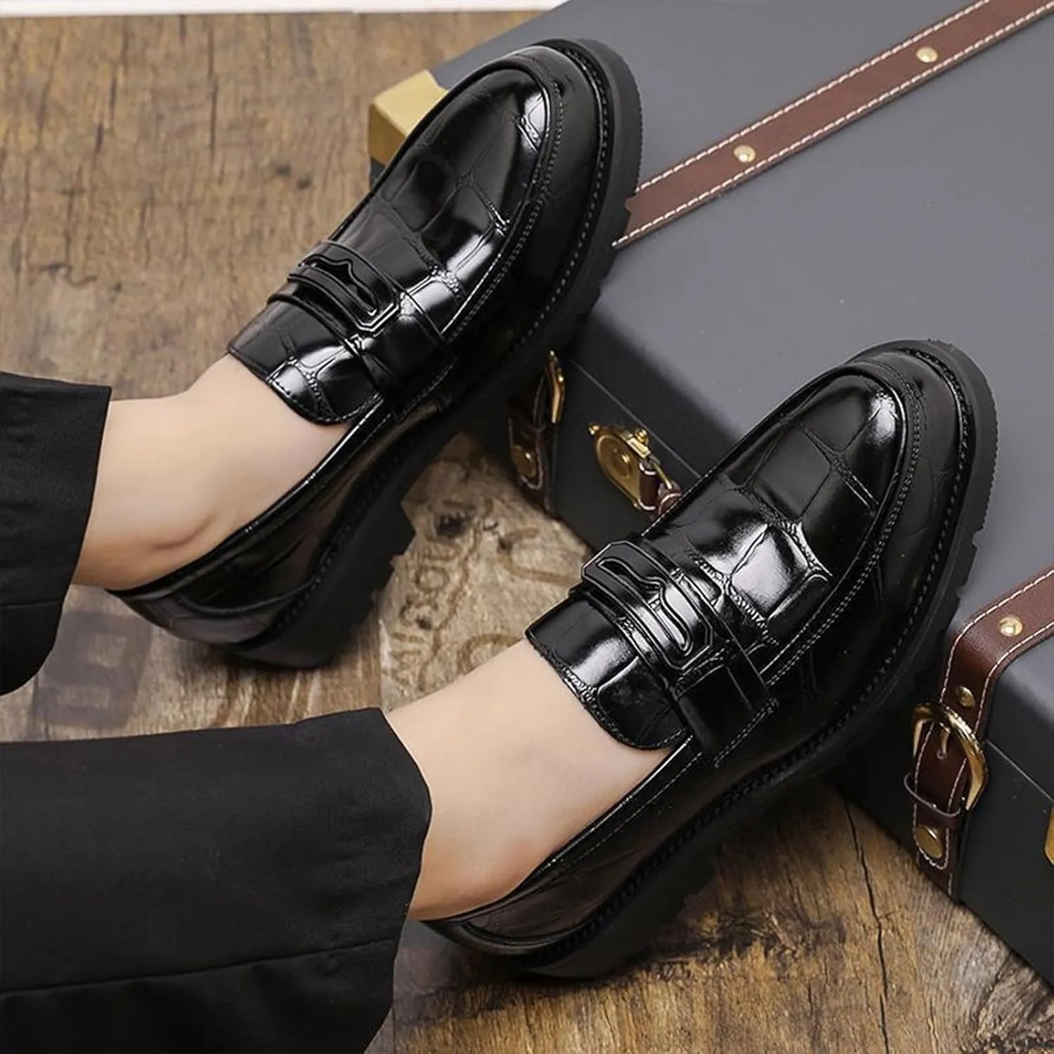 Men's Patent Leather Printing Slip On Platform Loafers Comfort Round Toe Non-Slip Lug Sole Business Dress Shoes Fashion Causal Party Wedding Prom Work Shoes