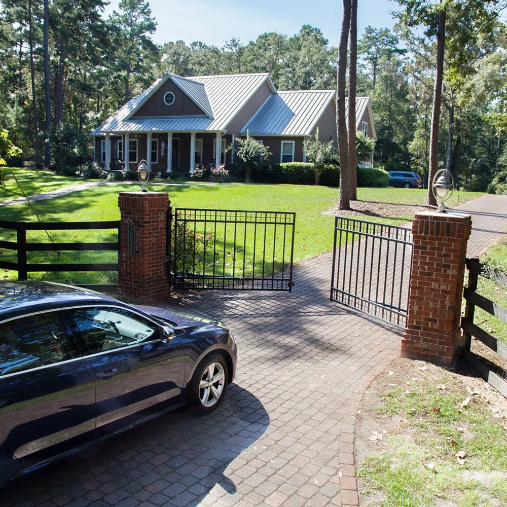 Mighty Mule 12-ft Dual Swing Universal Battery Driveway Gate Opener Kit (Solar Compatible)