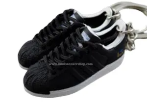 mini 3D sneaker keychains Superstar 2 Tokyo 35th (2005)