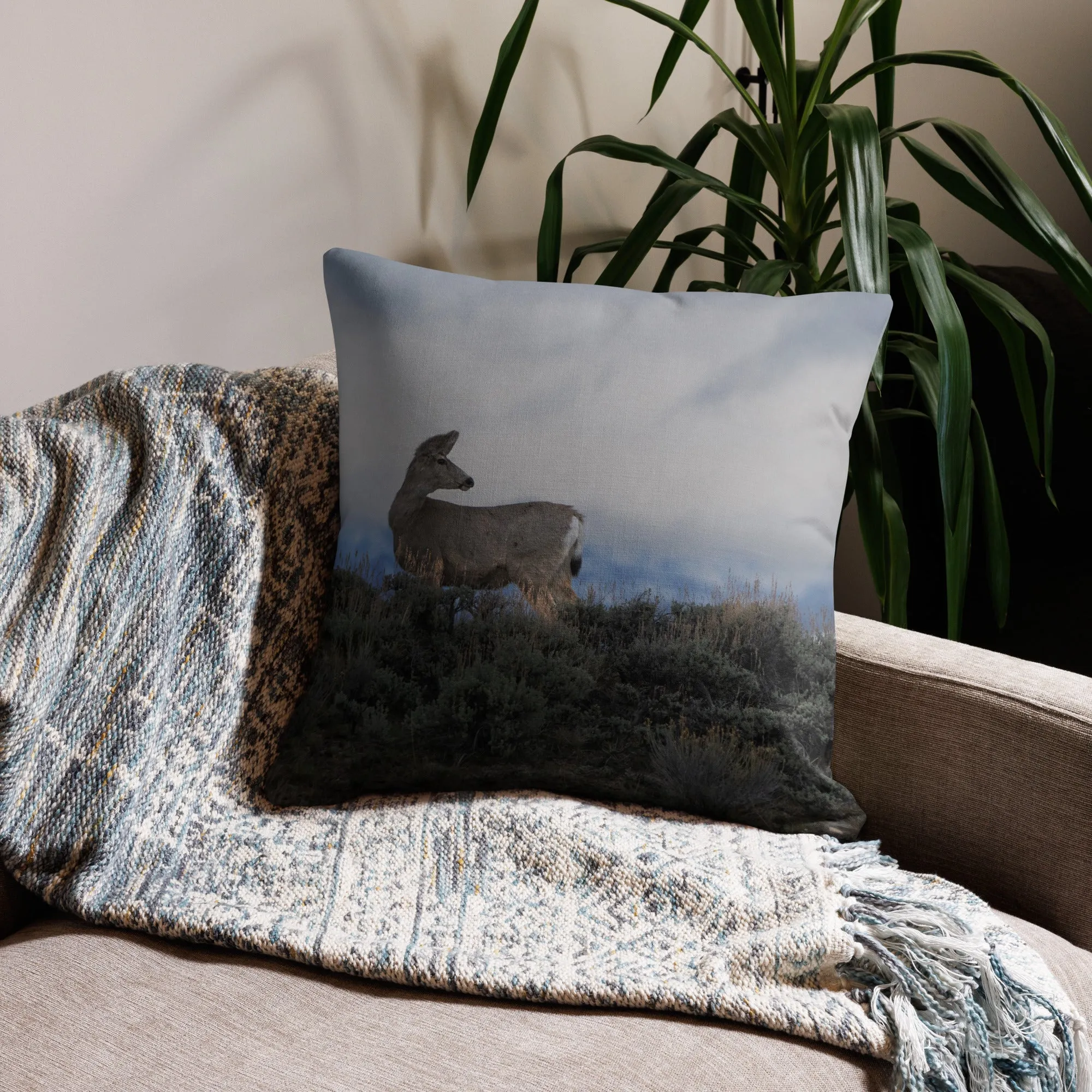 Mule Deer Premium Pillow