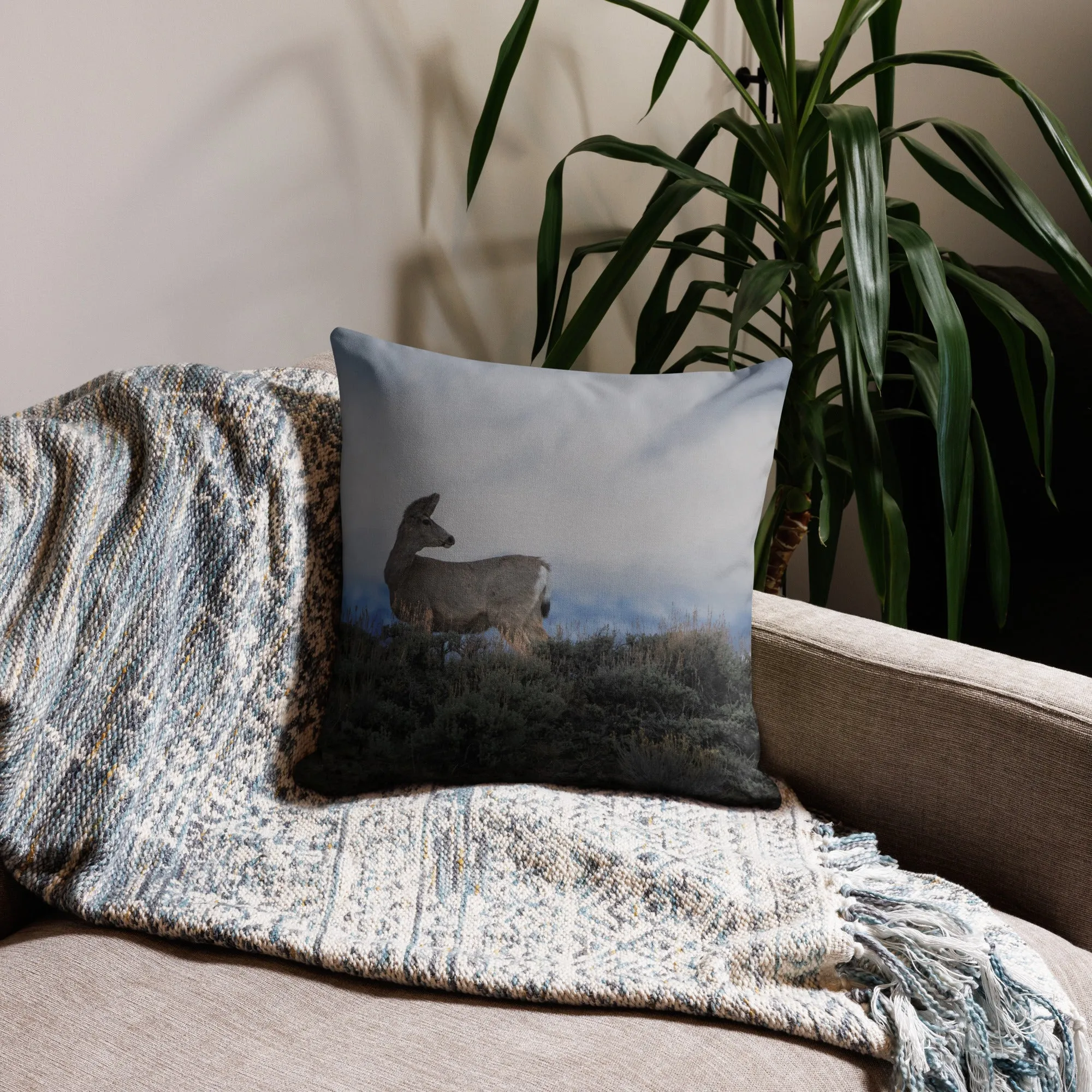 Mule Deer Premium Pillow