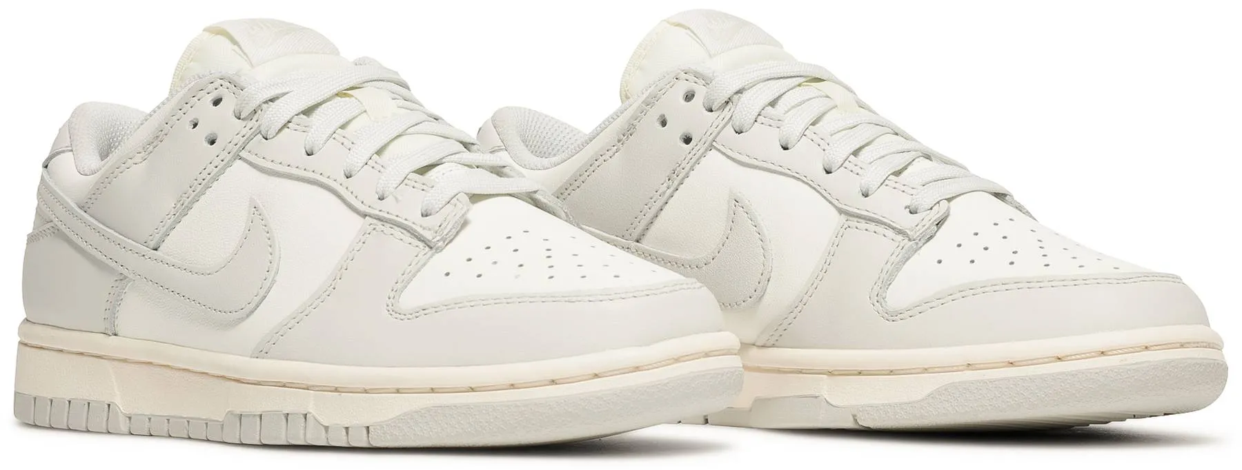 Nike Dunk Low 'Light Bone' (WOMENS)
