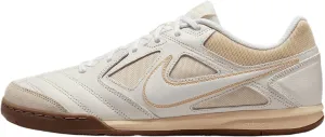 Nike Gato Men's Shoes (IB3082-133, Sail/White/Gum Dark Brown/Light Khaki)