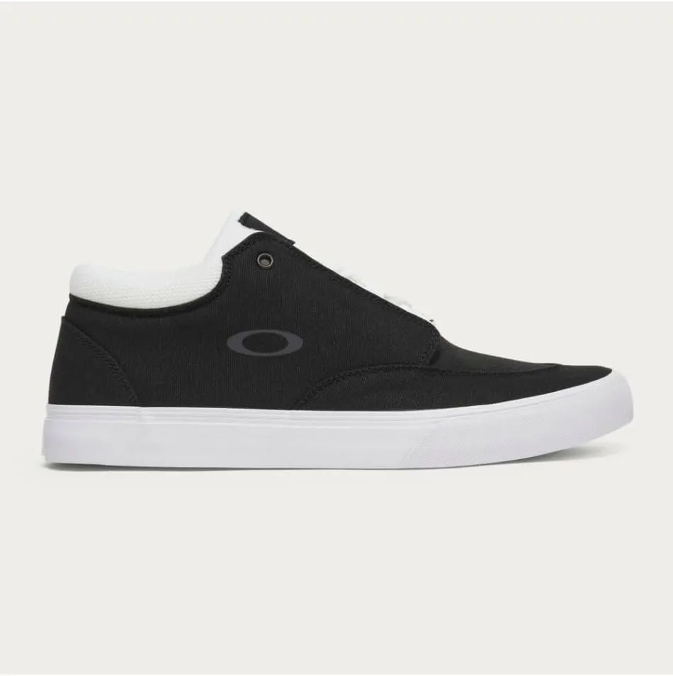Oakley Men's Banks Low Canvas Sneaker Walking
