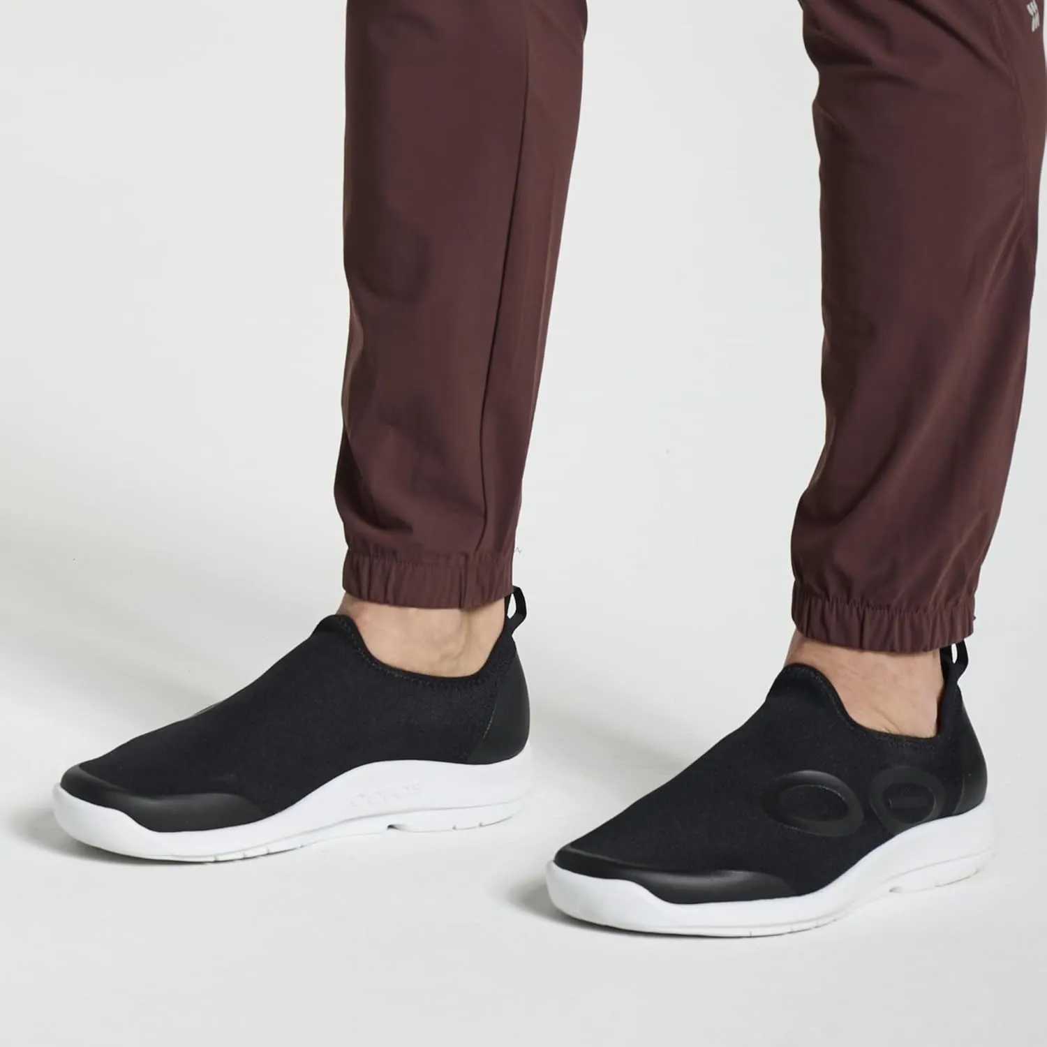 OOFOS OOmg Sport Low Recovery Shoe - Men’s