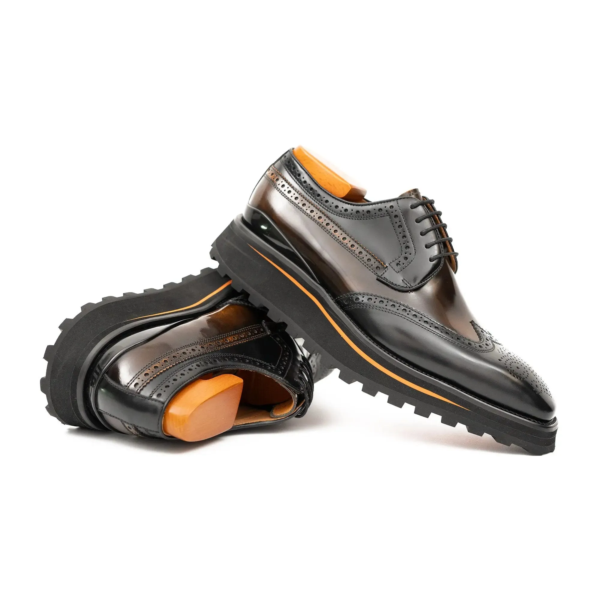 Patent leather shoes Platform brogues Black