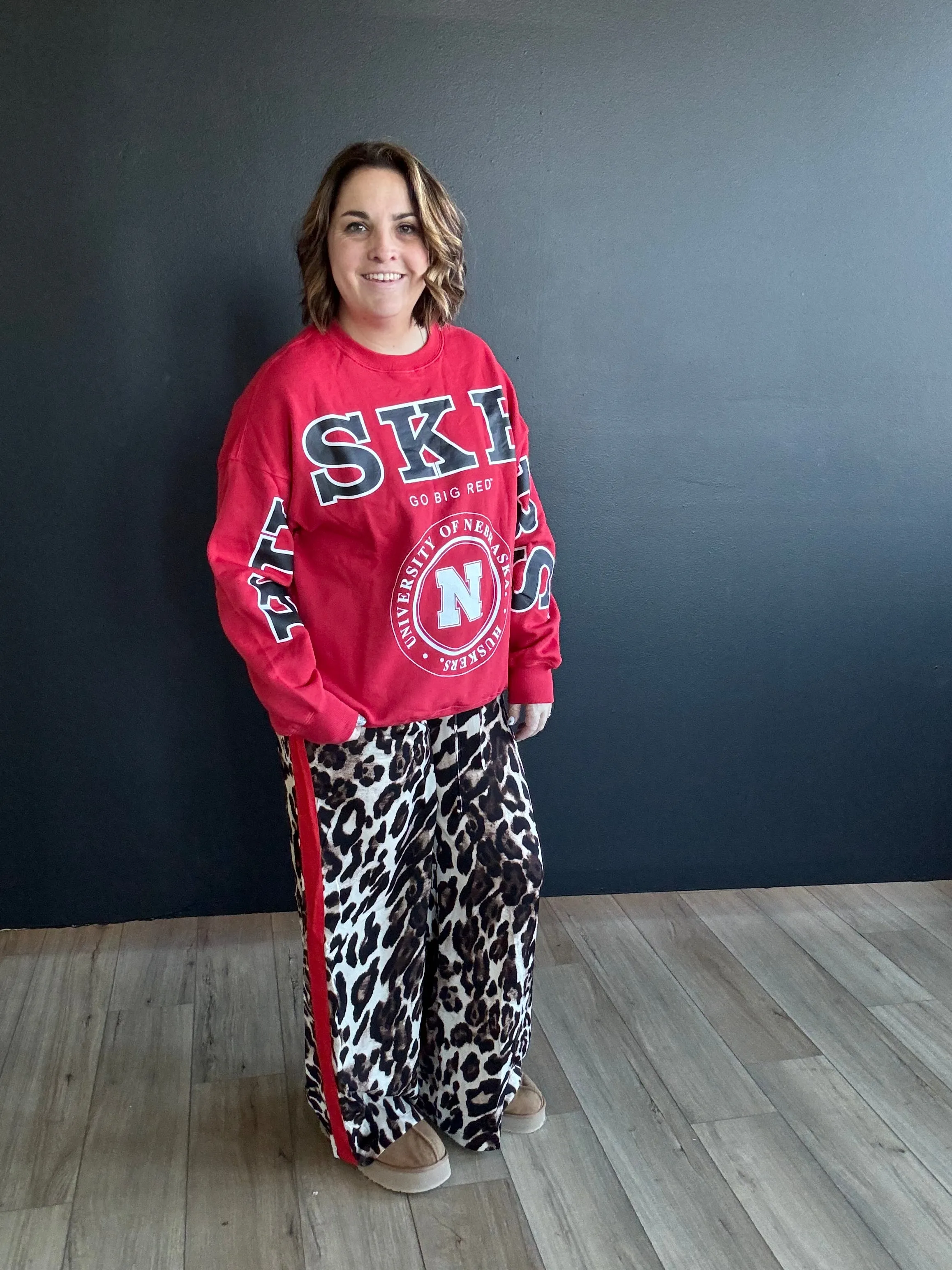 Pop of red leopard