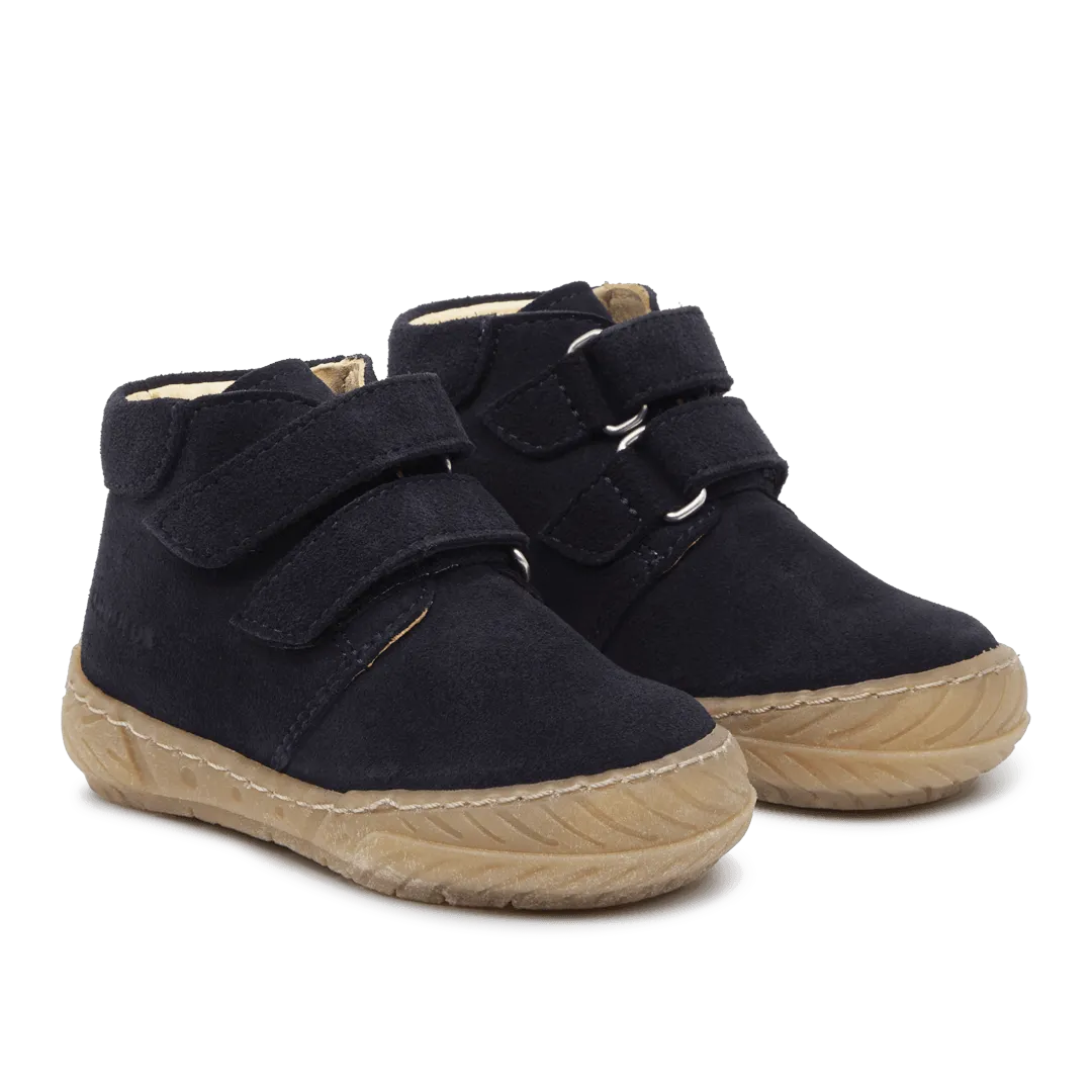 Prewalker with adjustable velcro closure