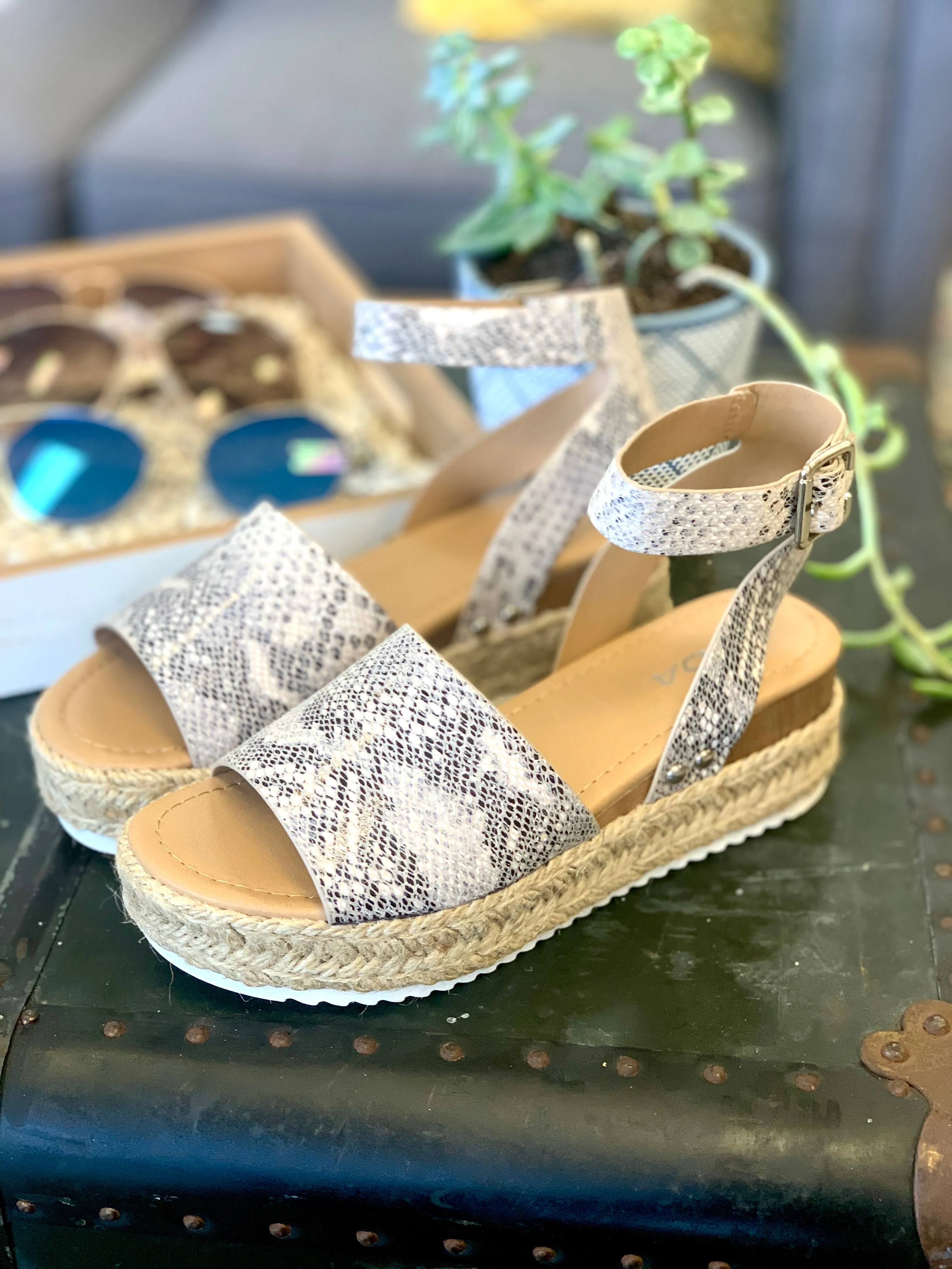 Python Platform Sandal