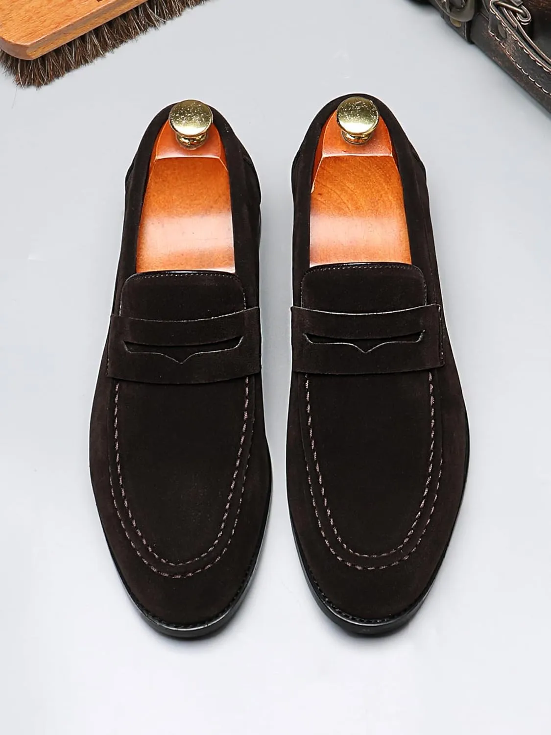 Santimon Penny Loafers for Men, PU Velvet Leather, Moc Toe, Slip-On Dress Casual Office Shoes
