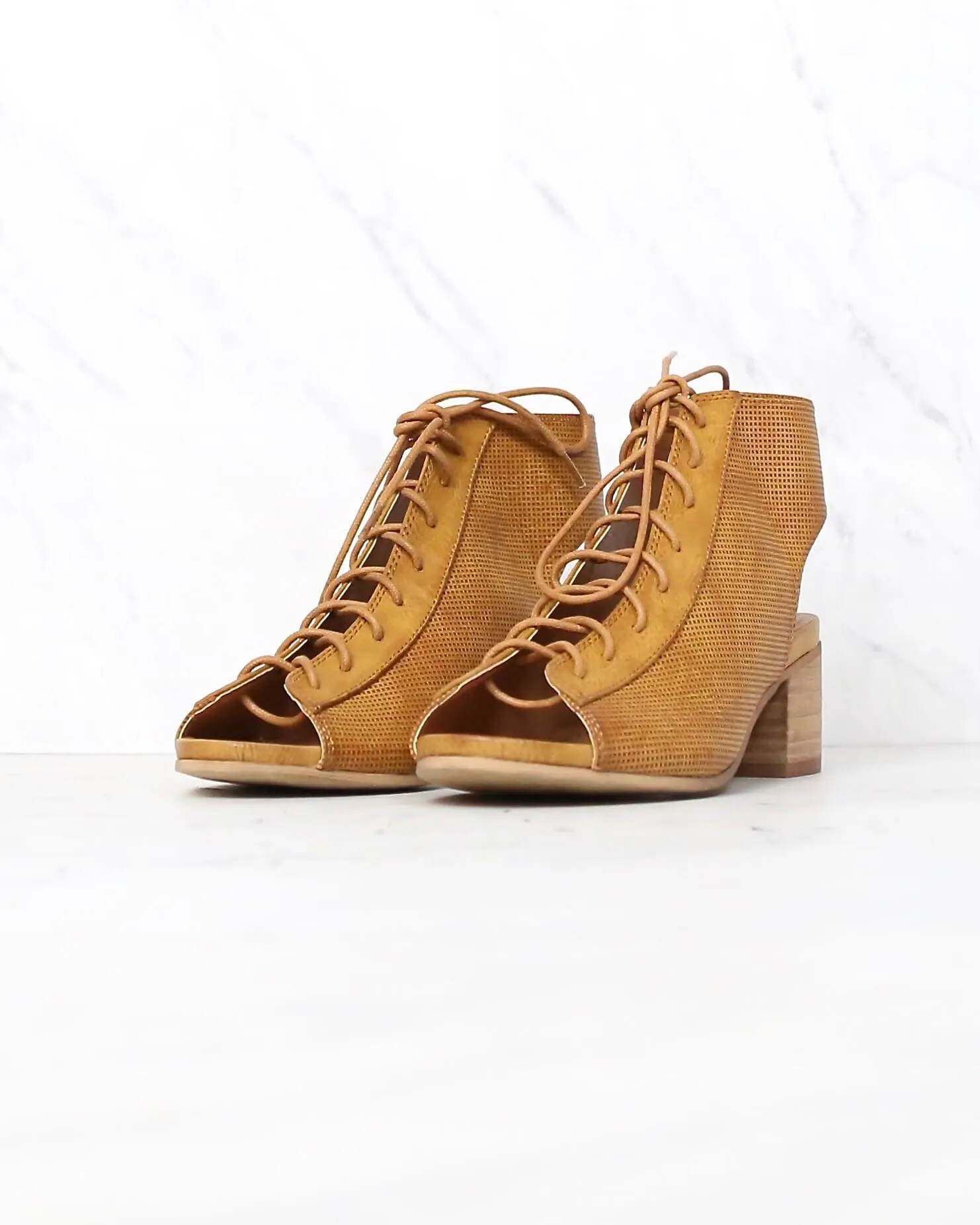 Sbicca - Hogan Minimal Lace Up Heel in Tan