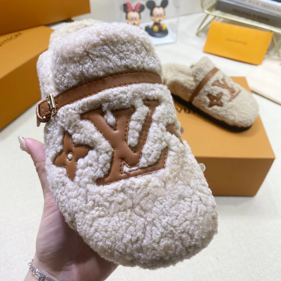 SE937 Winterbreak Flat Comfort Mule / Size5-11