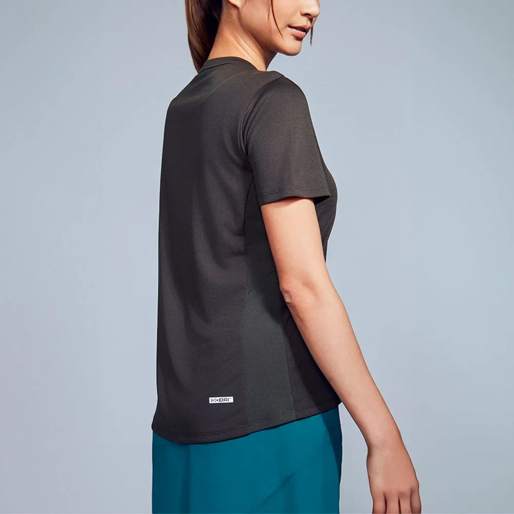 SKECHERS Sleek Motions: Performance Short Sleeve Tee เสื้อออกกำลังกายผู้หญิง