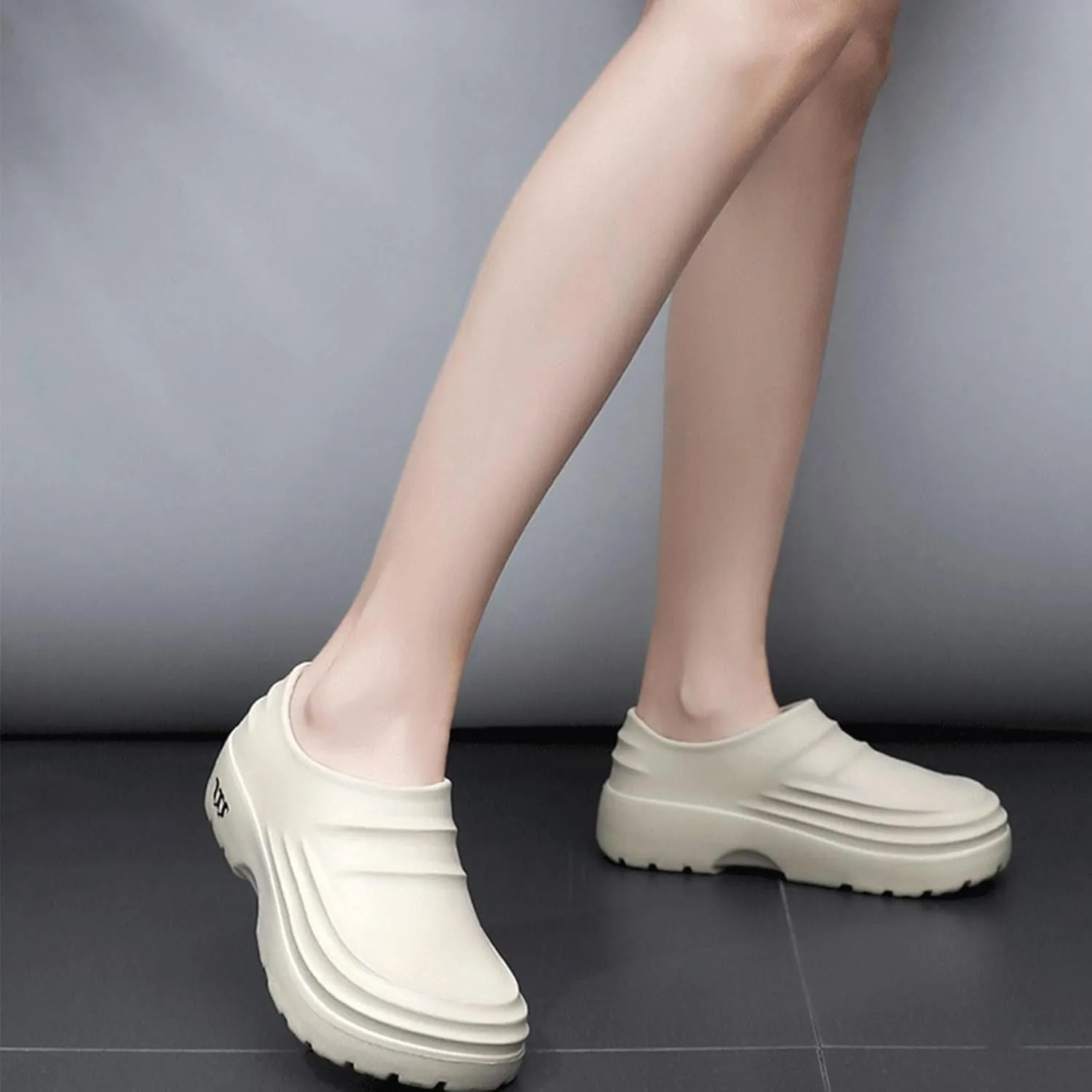 Unisex Chef Shoes Waterproof and Anti Slip，Armadillo Chef Shoes Lightweight Comfortable and Safe