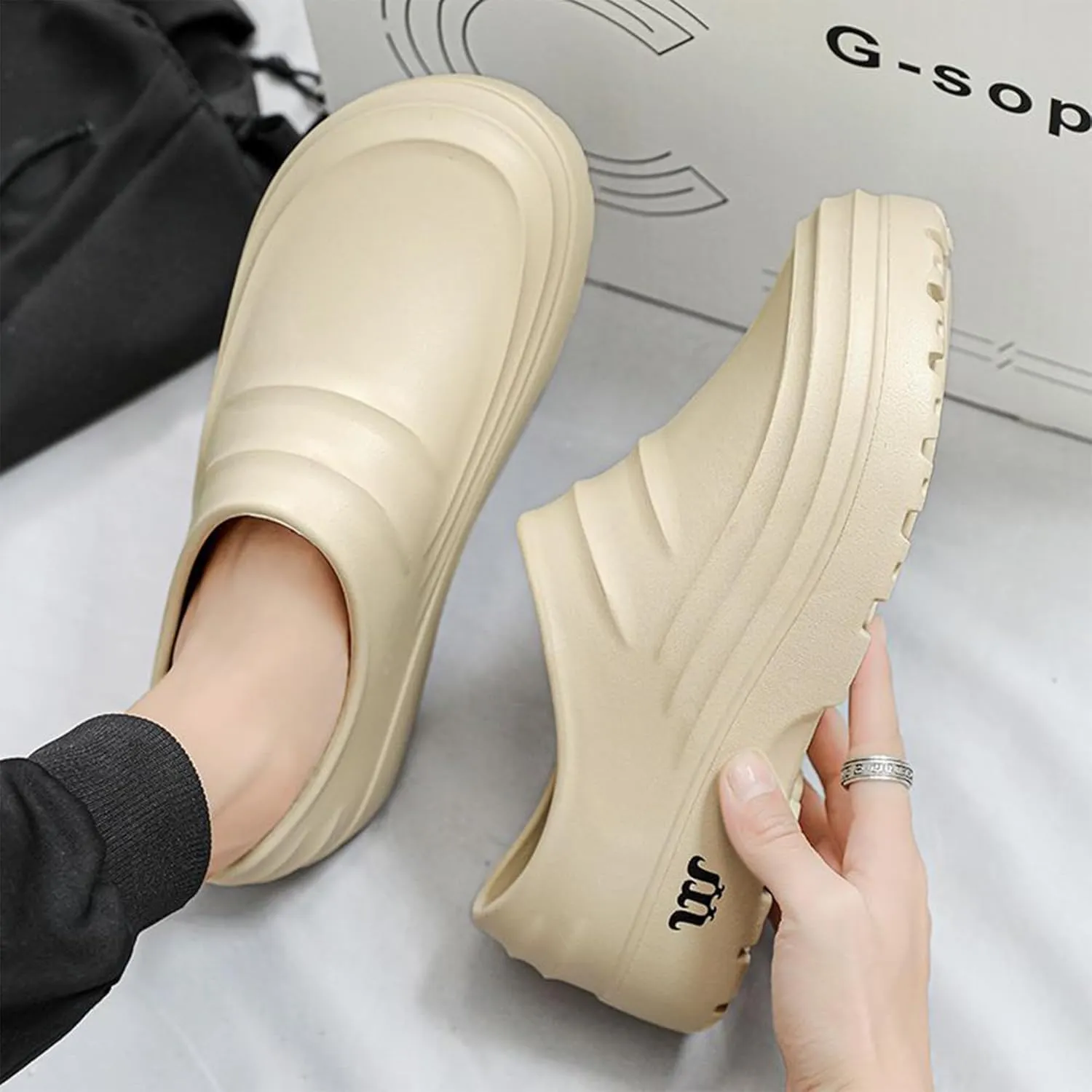 Unisex Chef Shoes Waterproof and Anti Slip，Armadillo Chef Shoes Lightweight Comfortable and Safe