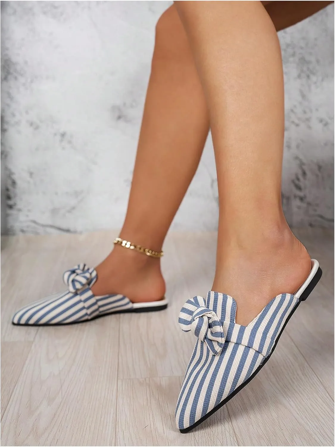 Verdusa Women's Bow Striped Pointed Toe Mule Shoes PU Leather Backless Slip on Slide Flats