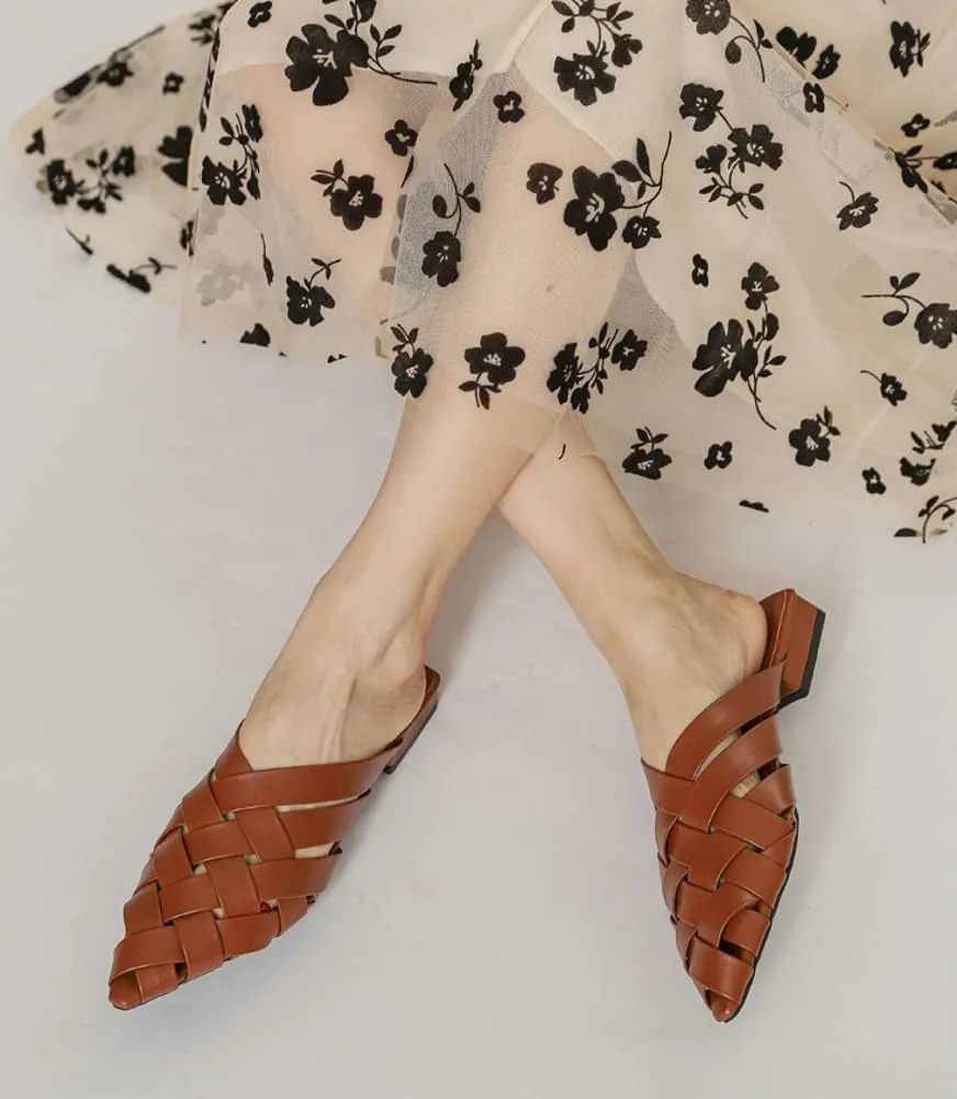 Women's Mules Closed Pointed Toe Leather Hollow Out Braided Backless Slip On Flat Sandals Dress Loafer Shoes 2025