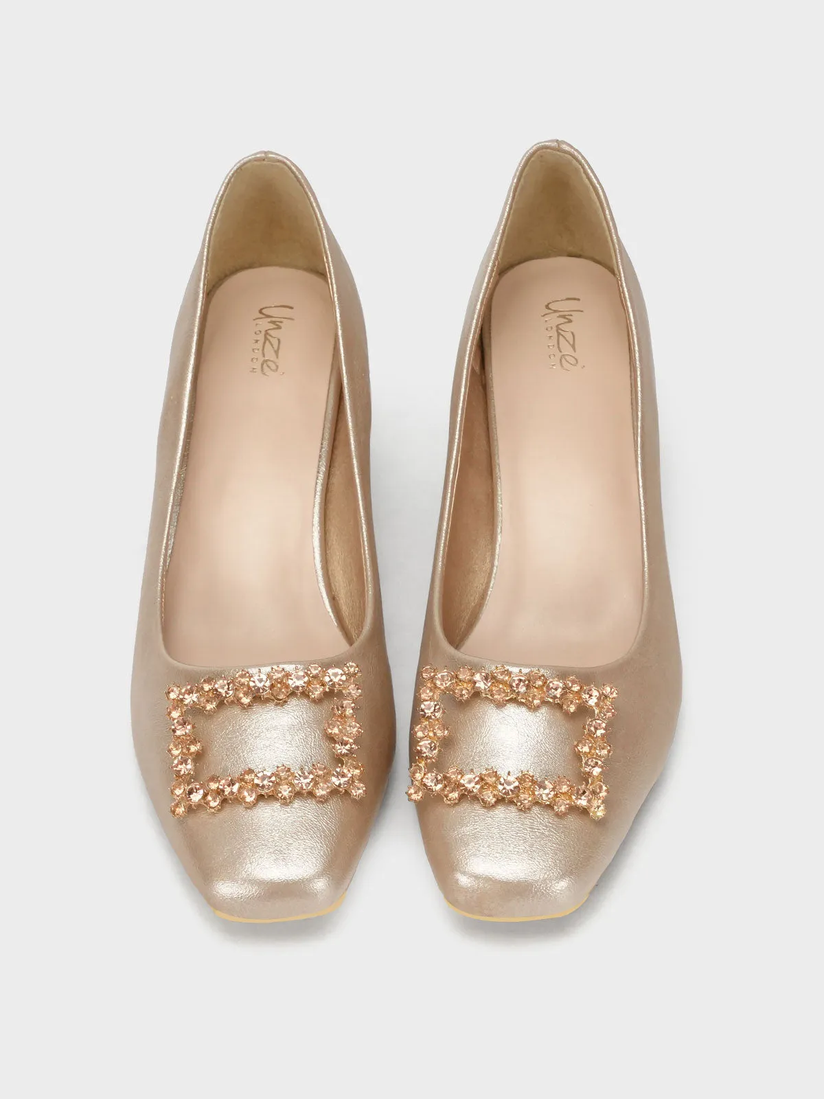 Women's "ONAWA" Brooch Detailing Courts
